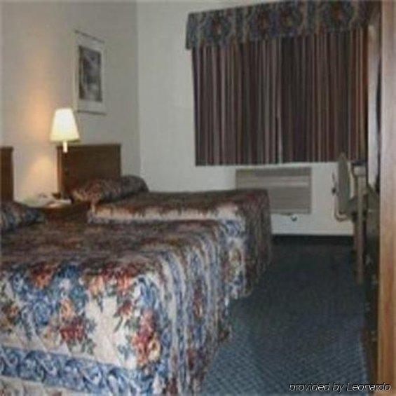 Holiday Inn Express & Suites - Tulare By Ihg Номер фото